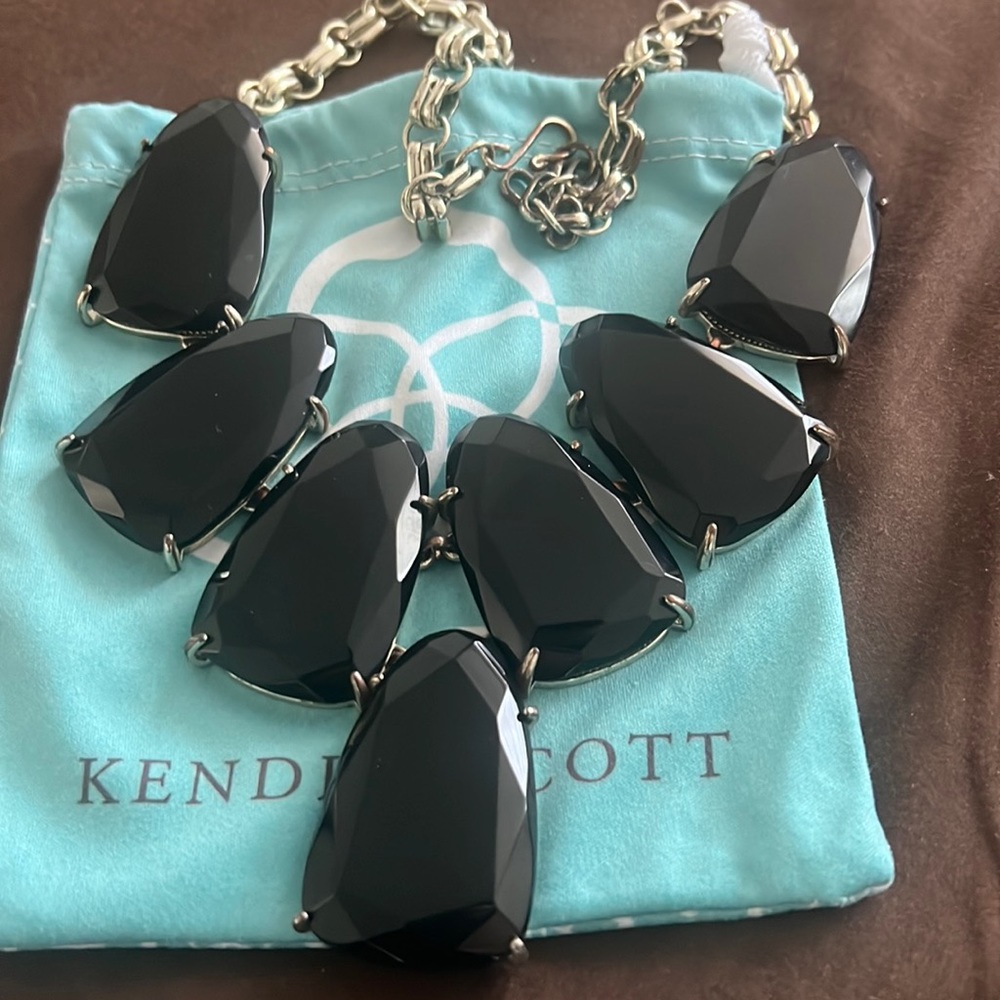 Kendra Scott Harlow Necklace
